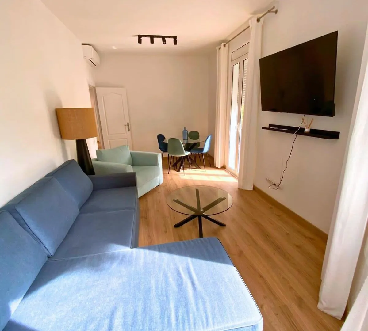 Great Apartment In Poblenou Perfect For 4 People Barcelona